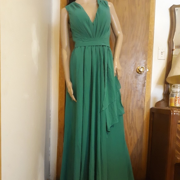 NWOT!! Womens Dress Green Explosion Prom Dress Sz2 - Picture 3 of 8